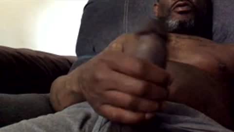 olivertwist1273 online show from April 18, 3:25 pm