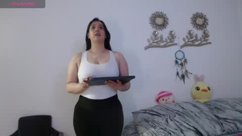 Olivia Gonzales online show from June 6, 8:04 pm