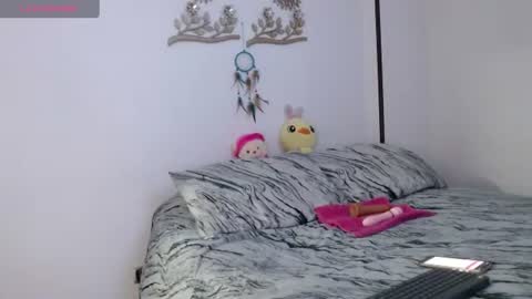 Olivia Gonzales online show from June 11, 8:51 pm