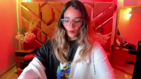  OLIVIA  online show from July 18, 3:19 am