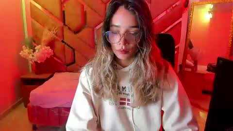  OLIVIA  online show from July 21, 3:19 am