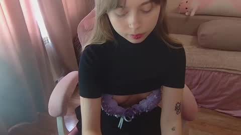 Olivia online show from June 26, 11:59 am