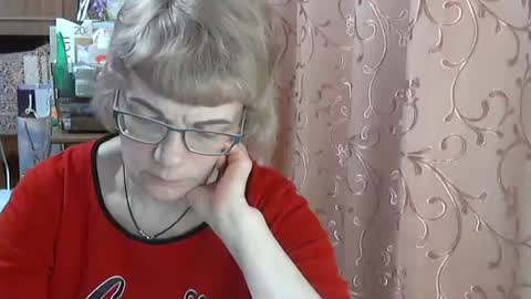 Olivia Mia online show from March 28, 6:53 pm