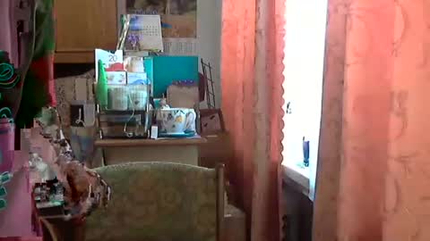 Olivia Mia online show from March 25, 8:43 am