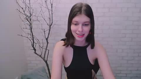 Snapshot of olivia_red_ chatting on January 24, 5:11 pm Olivia online show from January 24, 5:11 pm