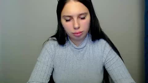 Snapshot of olivia_red_ chatting on October 8, 4:18 am Olivia online show from October 8, 4:18 am