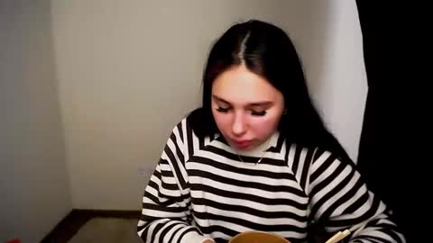 Olivia online show from November 14, 10:28 am