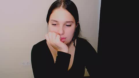 Snapshot of olivia_red_ chatting on September 20, 3:53 am Olivia online show from September 20, 3:53 am