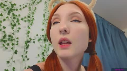  OLIVIA    online show from November 18, 8:45 pm