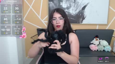 Olivia online show from October 16, 8:29 pm