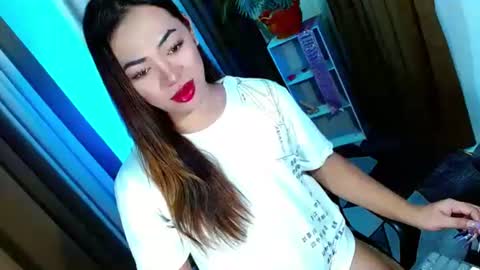 Miss OLIVIA online show from October 4, 7:17 am