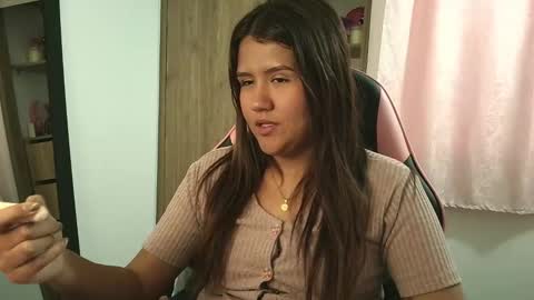 Olivia online show from September 25, 2:13 pm