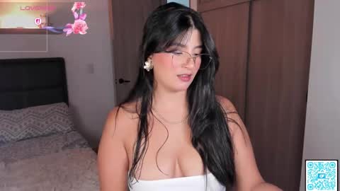 Olivia   40 off online show from September 18, 12:14 am