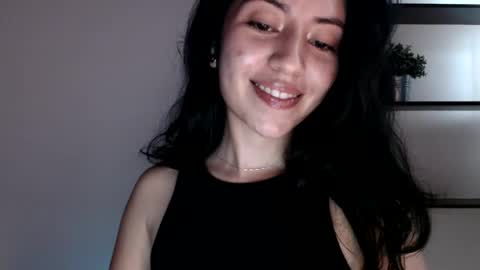 oliviaaa__ online show from October 27, 9:26 pm