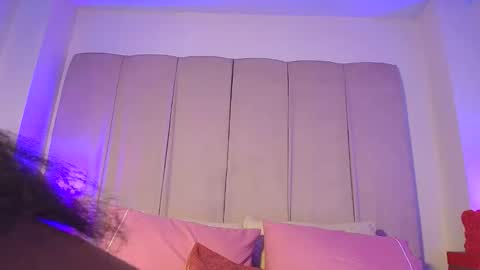 My name is olivia but can you call me Oli online show from December 4, 10:53 pm