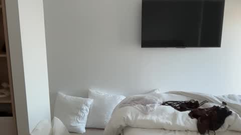 Olivia Brookes online show from October 26, 9:58 pm