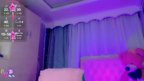 oliviahot01 online show from July 20, 2:25 am