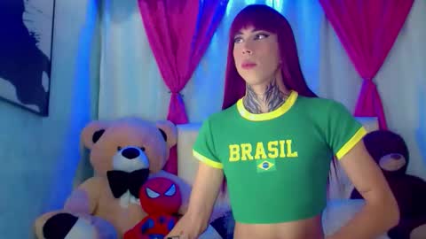 oliviahot01 online show from March 3, 1:34 am