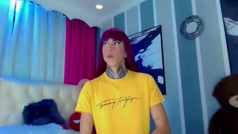 oliviahot01 online show from February 20, 2:11 am