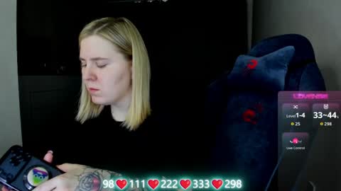 . online show from April 7, 6:37 am