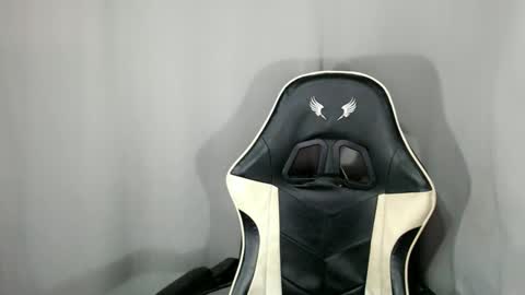 NICOLE online show from September 25, 7:15 am