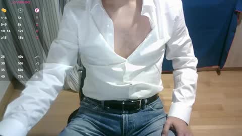 Omar online show from April 15, 9:15 pm