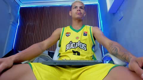 Omen online show from April 11, 11:14 am