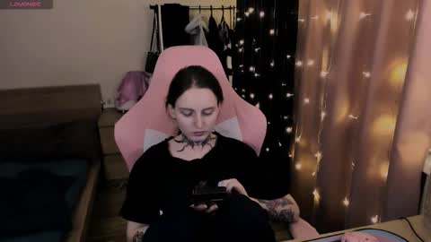 on_yxxx online show from March 16, 6:12 pm