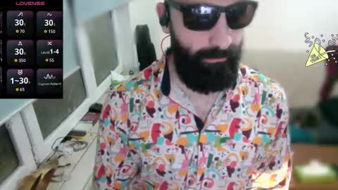 ona nisme online show from January 18, 6:17 pm