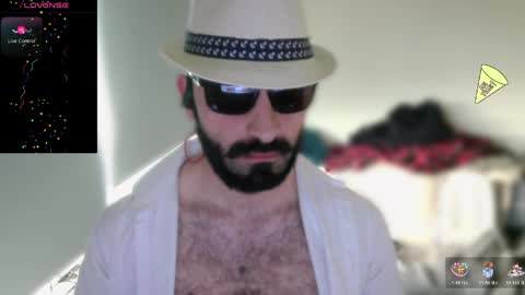 ona nisme online show from April 1, 5:32 pm