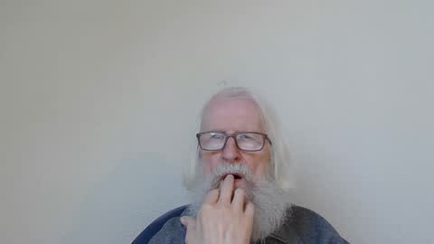 Somewhere over the rainbow online show from November 29, 9:28 am