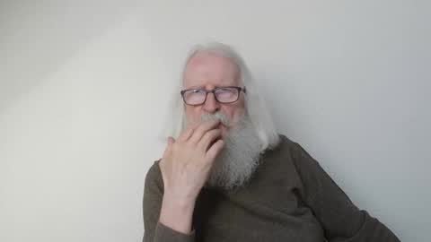 Somewhere over the rainbow online show from April 23, 7:27 am