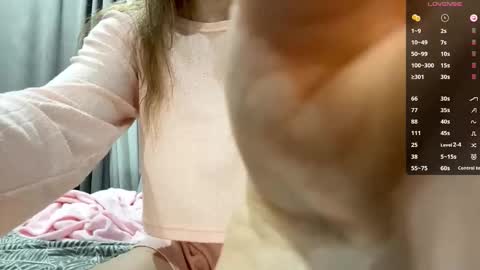 Eva online show from November 7, 2:19 pm