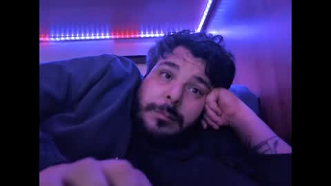 onecrew1 online show from October 22, 5:25 pm