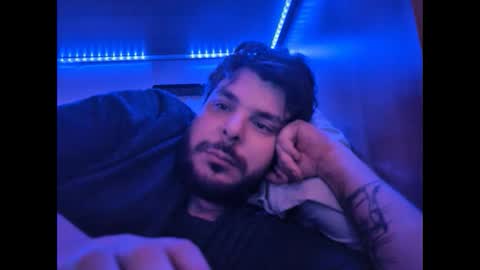 onecrew1 online show from October 4, 4:38 pm