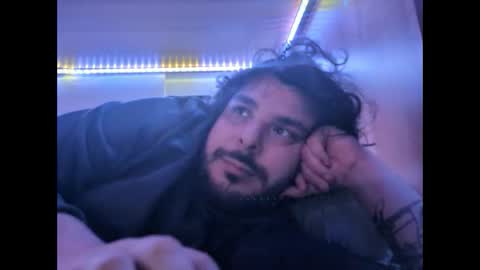 onecrew1 online show from September 30, 5:56 pm