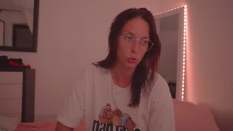 Ariel online show from July 2, 10:15 pm