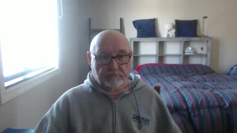 Onemoretime65 online show from March 27, 12:39 pm