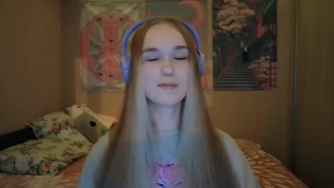 Elizabeth online show from March 21, 2:55 pm