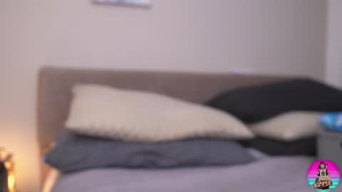  Sttephany  online show from October 6, 8:10 am