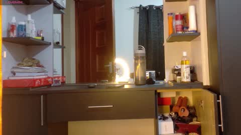 Bestie online show from February 3, 10:08 am