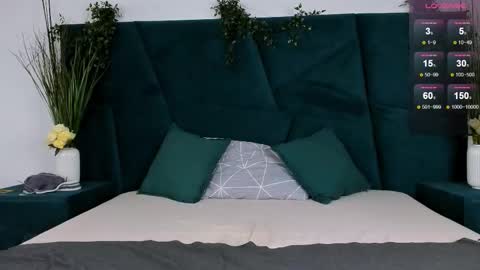 Erick  online show from September 15, 2:07 pm