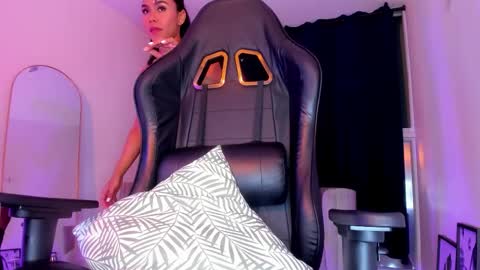 misssaray official online show from November 13, 2:25 am