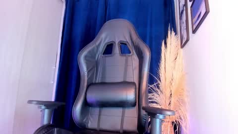 misssaray official online show from January 11, 10:27 pm