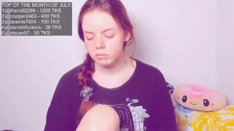 only_sarah1 online show from July 14, 9:42 pm