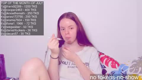 only_sarah1 online show from July 24, 9:23 pm