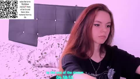 only_sarah1 online show from February 13, 9:50 pm