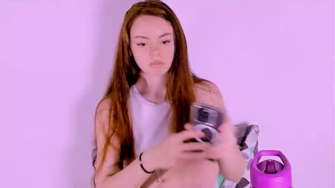 only_sarah1 online show from February 27, 8:56 pm