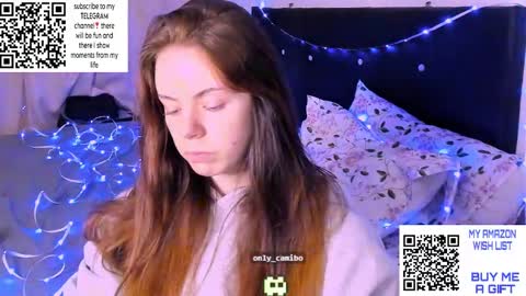 only_sarah1 online show from March 11, 11:47 pm