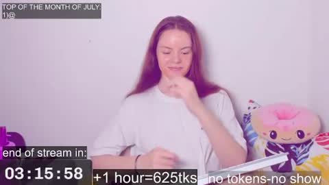 only_sarah1 online show from July 1, 9:45 pm